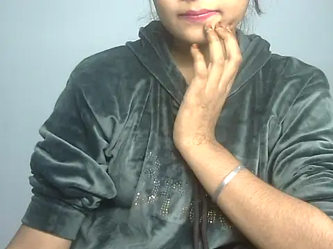 Snapshot of Joya_7 chatting on 11.27.25 Joya 7 online show from 11.27.25