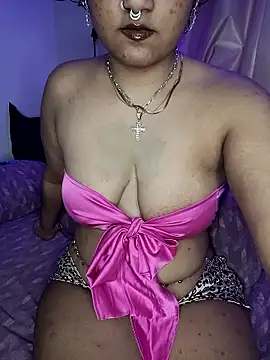 Curvy Navya online show from 01.11.26