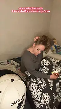 amandatheblondewife online show from 04.10.26