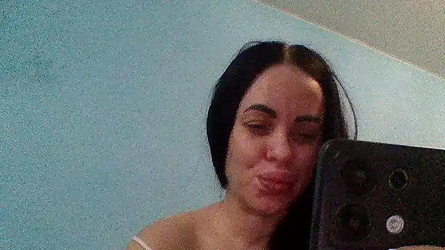 Stefaniyaxq online show from 12.18.25