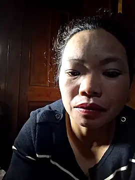 Snapshot of miomio-12 chatting on 10.11.25 miomio-12 online show from 10.11.25