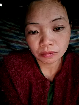 Snapshot of miomio-12 chatting on 10.24.25 miomio-12 online show from 10.24.25