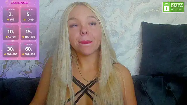 Snapshot of Daisy_Abby03 chatting on 11.20.25 Daisy Abby03 online show from 11.20.25