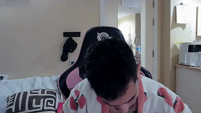 junokun22 online show from 10.24.25