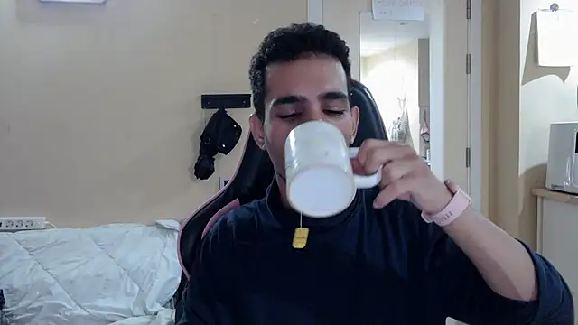 junokun22 online show from 11.05.25