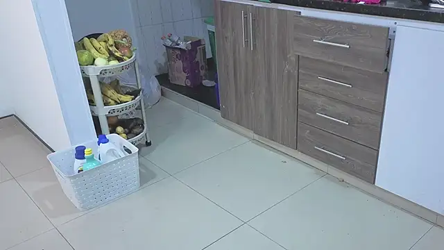 Catherine     online show from 11.30.25