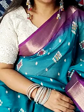 traditional Jaanvi online show from 02.05.26