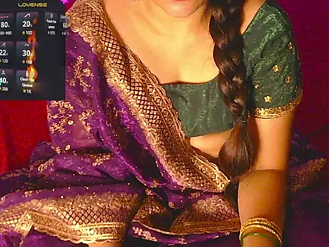 Snapshot of traditional_Jaanvi chatting on 04.23.26 traditional Jaanvi online show from 04.23.26