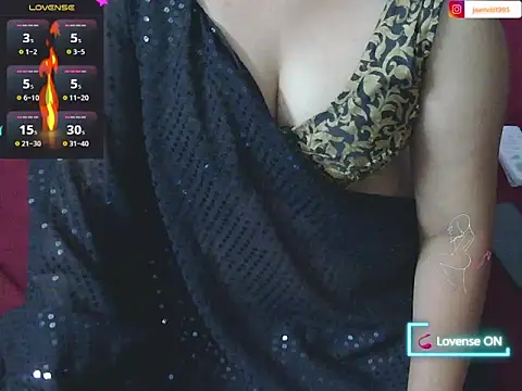 Snapshot of traditional_Jaanvi chatting on 04.28.26 traditional Jaanvi online show from 04.28.26