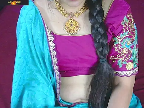 Snapshot of traditional_Jaanvi chatting on 05.01.26 traditional Jaanvi online show from 05.01.26