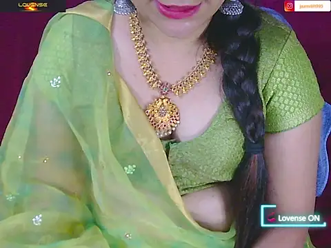 Snapshot of traditional_Jaanvi chatting on 05.13.26 traditional Jaanvi online show from 05.13.26