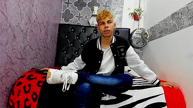 sexyboys cutex18 online show from 03.28.26