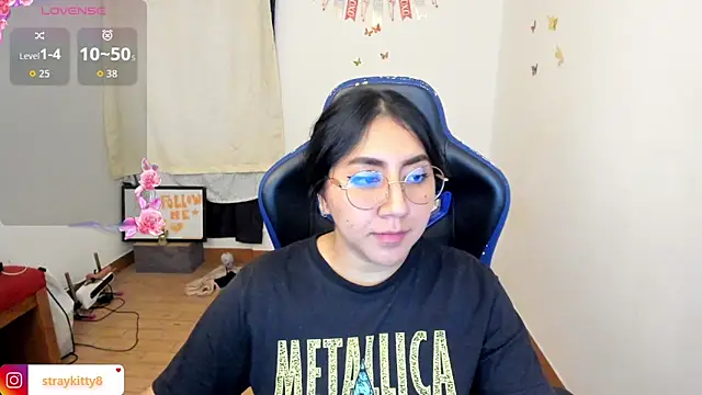 LoveLyy- online show from 02.20.26