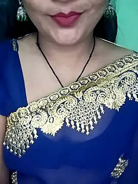 Snapshot of Rashmi_011 chatting on 11.28.25 Rashmi 011 online show from 11.28.25