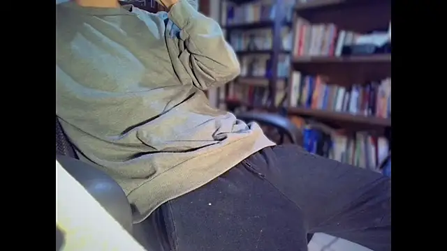 Snapshot of Ed15399 chatting on 11.23.25 Ed15399 online show from 11.23.25