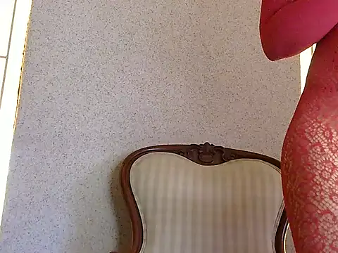 Snapshot of NiaAmour chatting on 02.06.26 NiaAmour online show from 02.06.26