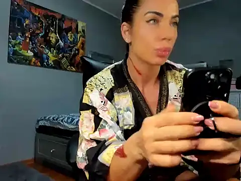 Alesyamuscledollxh online show from 11.01.25