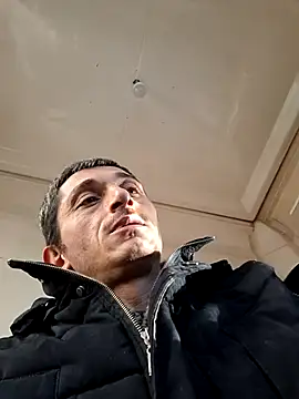 Mert2334 online show from 12.20.25