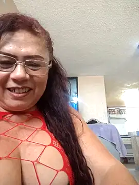 Snapshot of Kamila70 chatting on 03.03.26 Kamila70 online show from 03.03.26