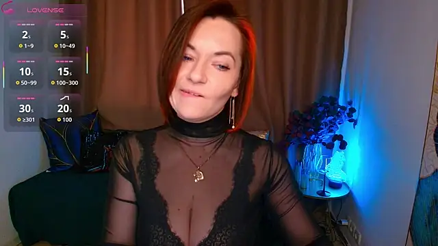 Snapshot of Serena_Foxxx chatting on 04.28.26 Serena Foxxx online show from 04.28.26