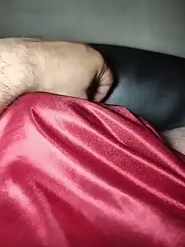 Snapshot of Cutedick009 chatting on 10.14.25 Cutedick009 online show from 10.14.25