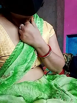 Snapshot of Cr_sonam chatting on 10.17.25 Cr sonam online show from 10.17.25