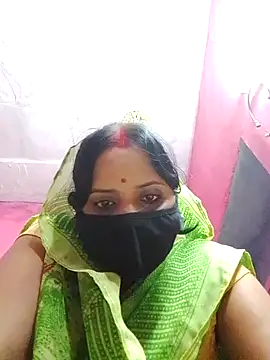 Snapshot of Cr_sonam chatting on 10.26.25 Cr sonam online show from 10.26.25