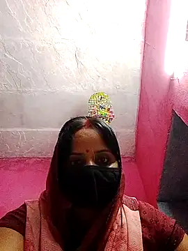 Snapshot of Cr_sonam chatting on 10.26.25 Cr sonam online show from 10.26.25