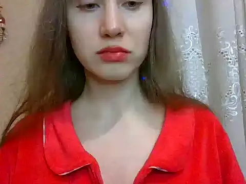 Snapshot of Lynirina chatting on 02.19.26 Lynirina online show from 02.19.26