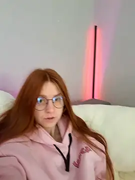 Evarey  online show from 02.10.26