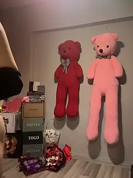 Snapshot of Teengirlmiaa chatting on 12.19.25 Teengirlmiaa online show from 12.19.25