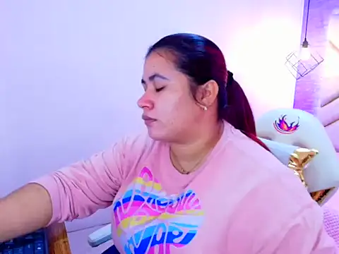 Snapshot of Addyy_02 chatting on 10.12.25 Addyy 02 online show from 10.12.25