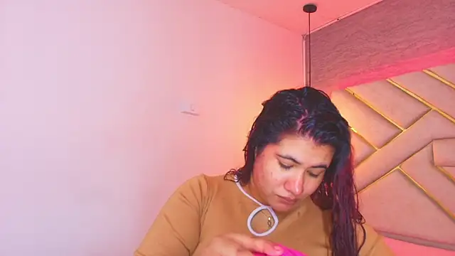 Snapshot of Addyy_02 chatting on 10.31.25 Addyy 02 online show from 10.31.25