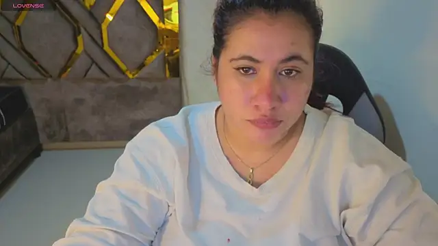 Snapshot of Addyy_02 chatting on 11.14.25 Addyy 02 online show from 11.14.25