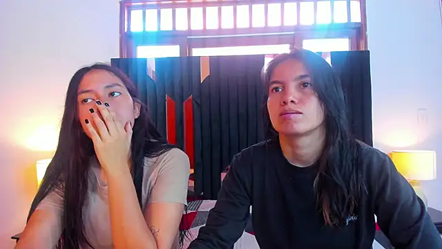 Sofy and Mia online show from 10.11.25