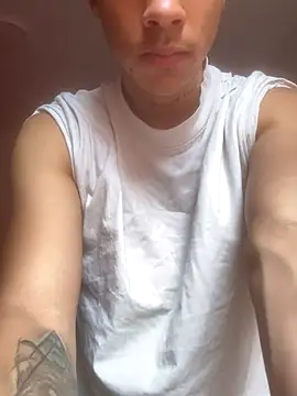 Snapshot of ErosDominant chatting on 10.12.25 ErosDominant online show from 10.12.25