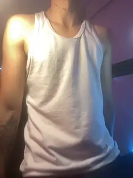 Snapshot of ErosDominant chatting on 10.13.25 ErosDominant online show from 10.13.25