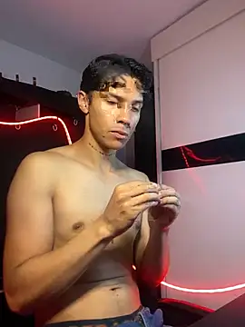 Snapshot of ErosDominant chatting on 10.21.25 ErosDominant online show from 10.21.25