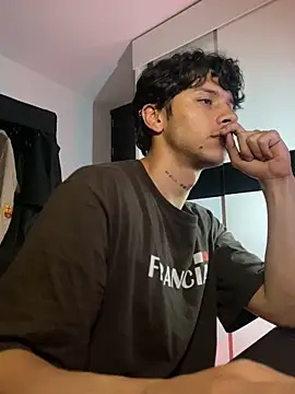 Snapshot of ErosDominant chatting on 11.09.25 ErosDominant online show from 11.09.25