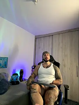 Dave-Max01 online show from 11.12.25