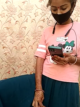 Snapshot of Payal_G chatting on 10.12.25 Payal G online show from 10.12.25