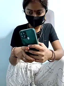 Snapshot of Payal_G chatting on 11.02.25 Payal G online show from 11.02.25