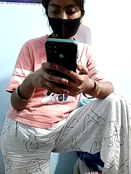 Snapshot of Payal_G chatting on 11.14.25 Payal G online show from 11.14.25