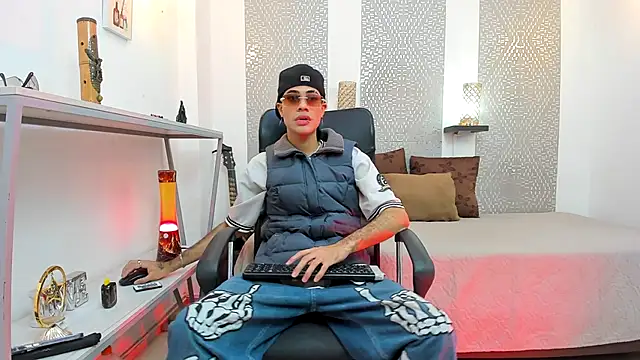 JacobBlackwell  online show from 10.12.25