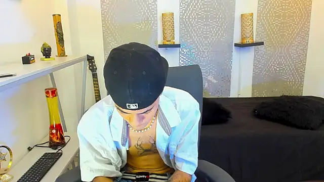 JacobBlackwell  online show from 12.20.25