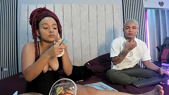 Snapshot of dante_and_kiara chatting on 11.26.25 dante and kiara online show from 11.26.25