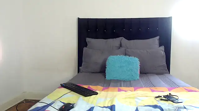 Snapshot of MissLola026 chatting on 03.10.26 MissLola026 online show from 03.10.26