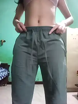 Snapshot of Hornyme18 chatting on 10.26.25 Hornyme18 online show from 10.26.25