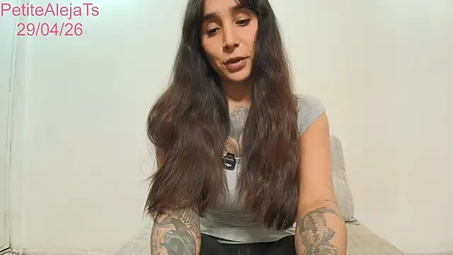 PetiteAlejaTs online show from 04.29.26
