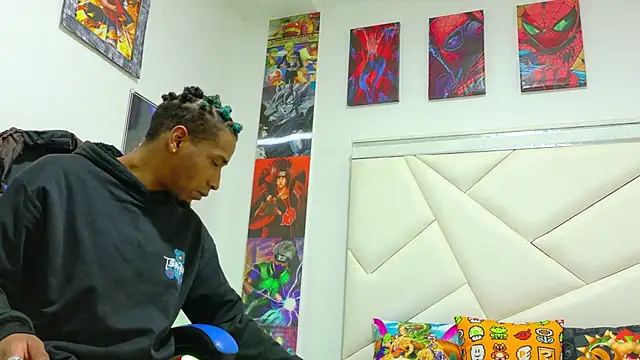 Snapshot of REDBRYAN_EBANO chatting on 10.25.25 REDBRYAN EBANO online show from 10.25.25